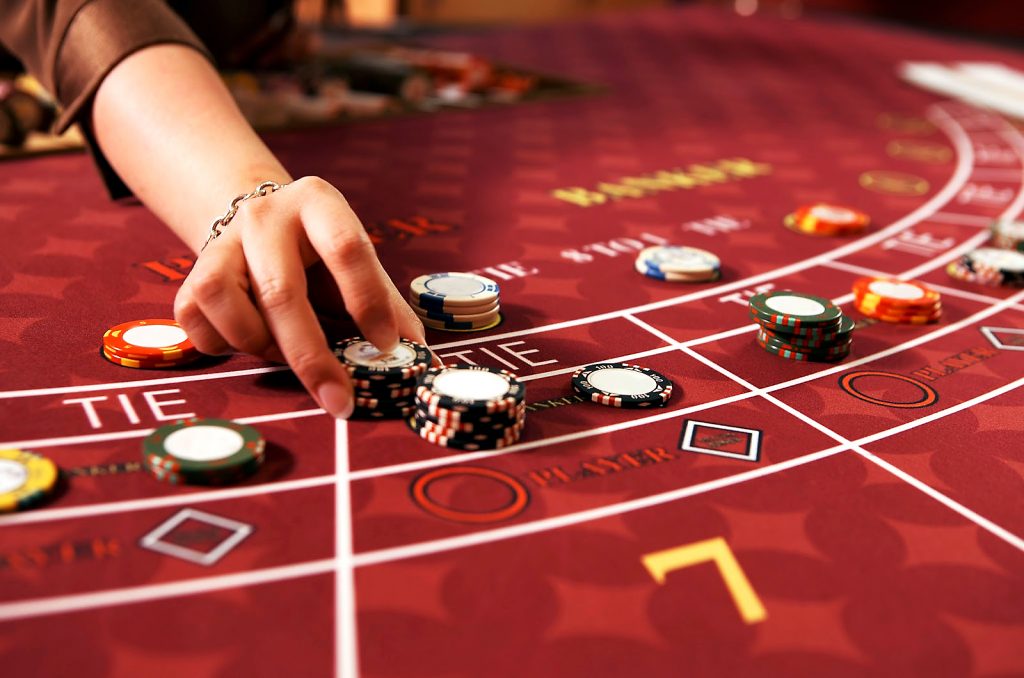 How to play baccarat basic rules